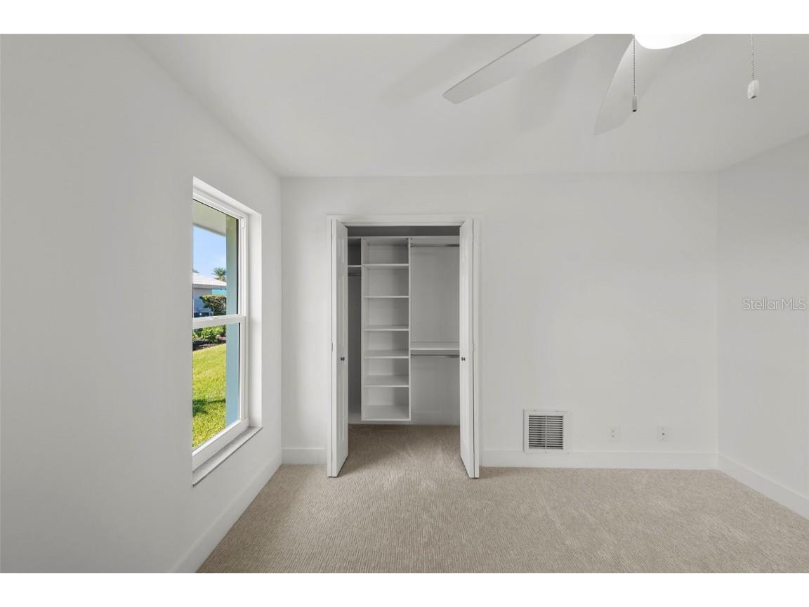 5884 51st Street S Saint Petersburg FL 33715 TB8451513 image47