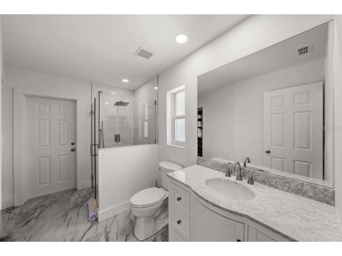 5884 51st Street S Saint Petersburg FL 33715 TB8451513 image48