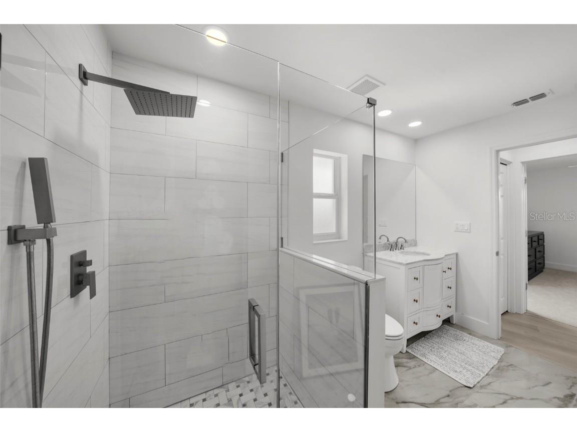 5884 51st Street S Saint Petersburg FL 33715 TB8451513 image49