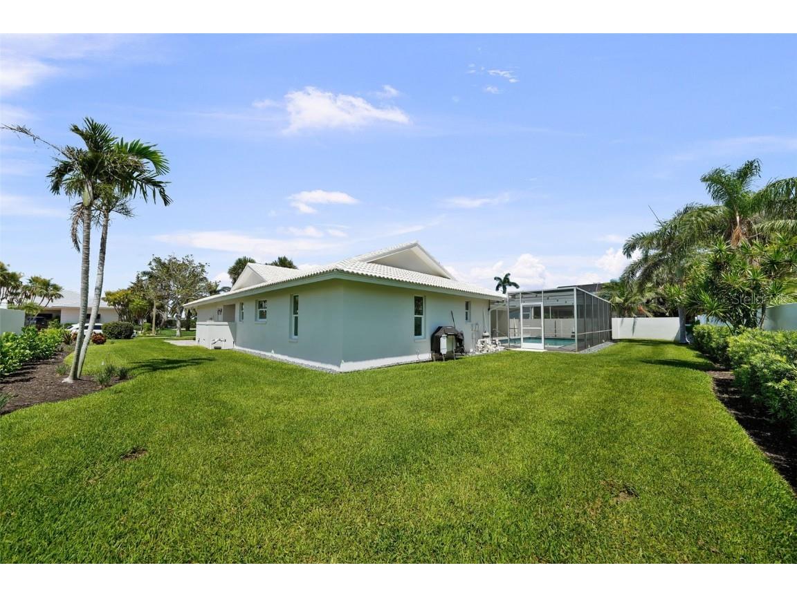 5884 51st Street S Saint Petersburg FL 33715 TB8451513 image5