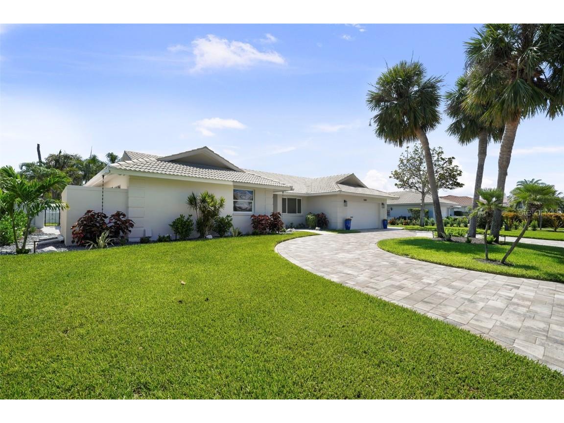 5884 51st Street S Saint Petersburg FL 33715 TB8451513 image63