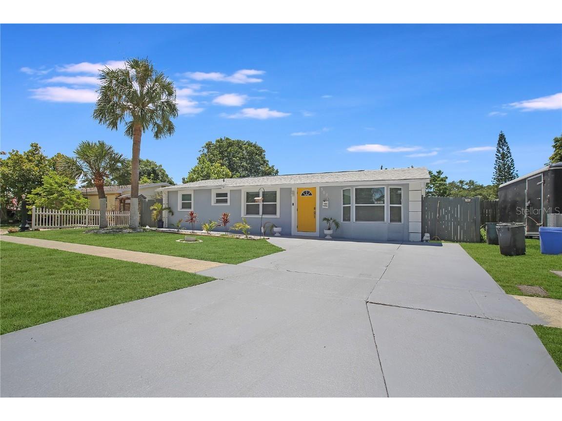 5884 92nd Avenue N Pinellas Park FL 33782 U8207157 image1