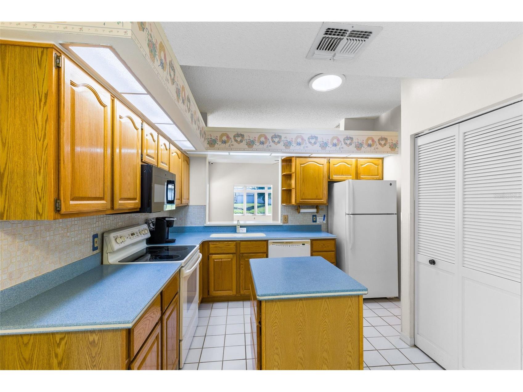 5884 Parkview Point Drive Orlando FL 32821 O6389593 image12
