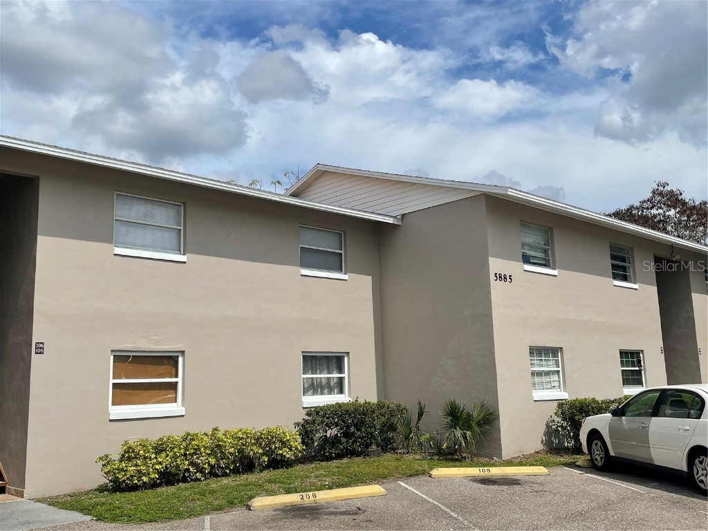 5885 Dahlia Drive #S Orlando FL 32807 O6180255 image1