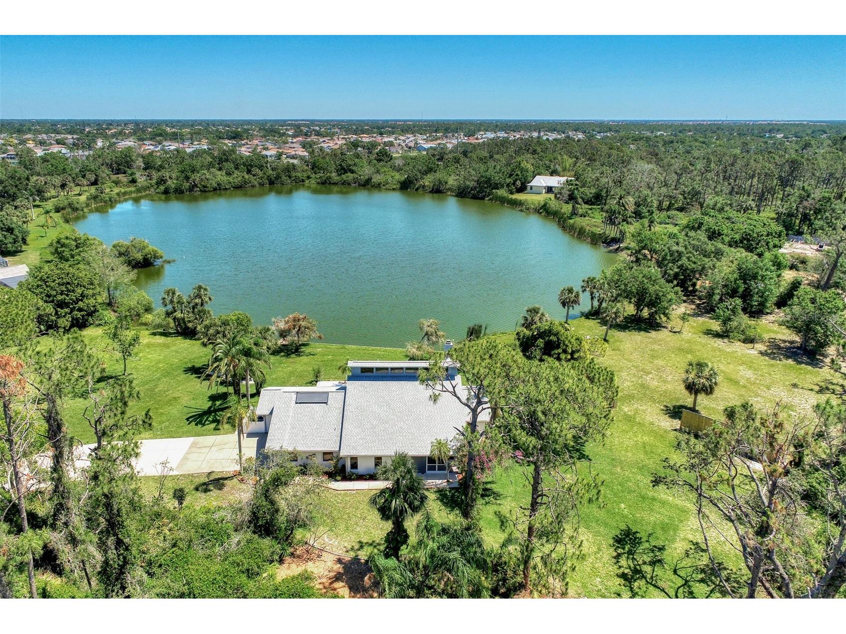 5885 Denison Drive Venice FL 34293 N6142373 image2