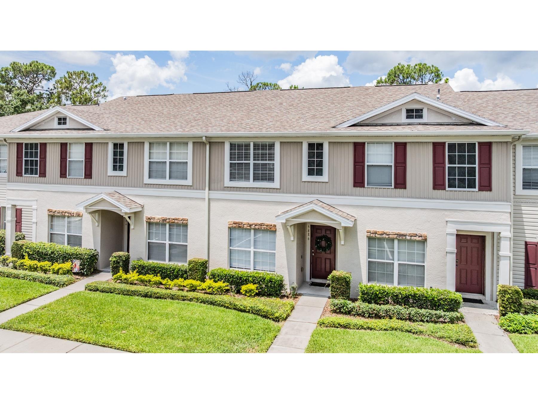 5886 Fishhawk Ridge Drive Lithia FL 33547 TB8460010 image1