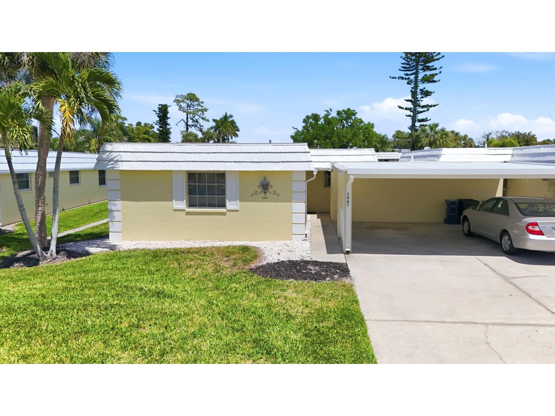 5887 Tidewood Avenue #2 Sarasota FL 34231 A4690222 image1