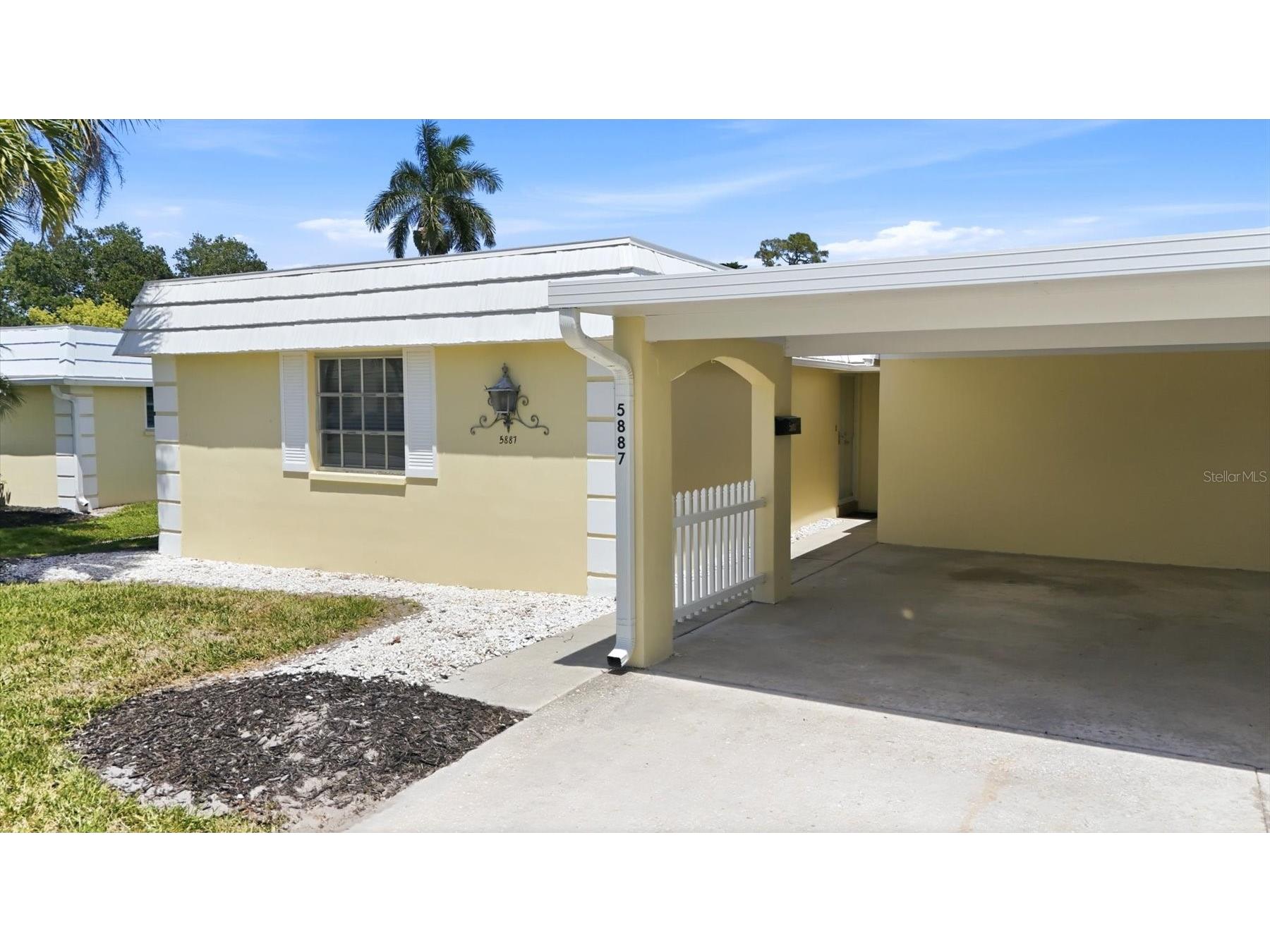 5887 Tidewood Avenue #2 Sarasota FL 34231 A4690222 image2