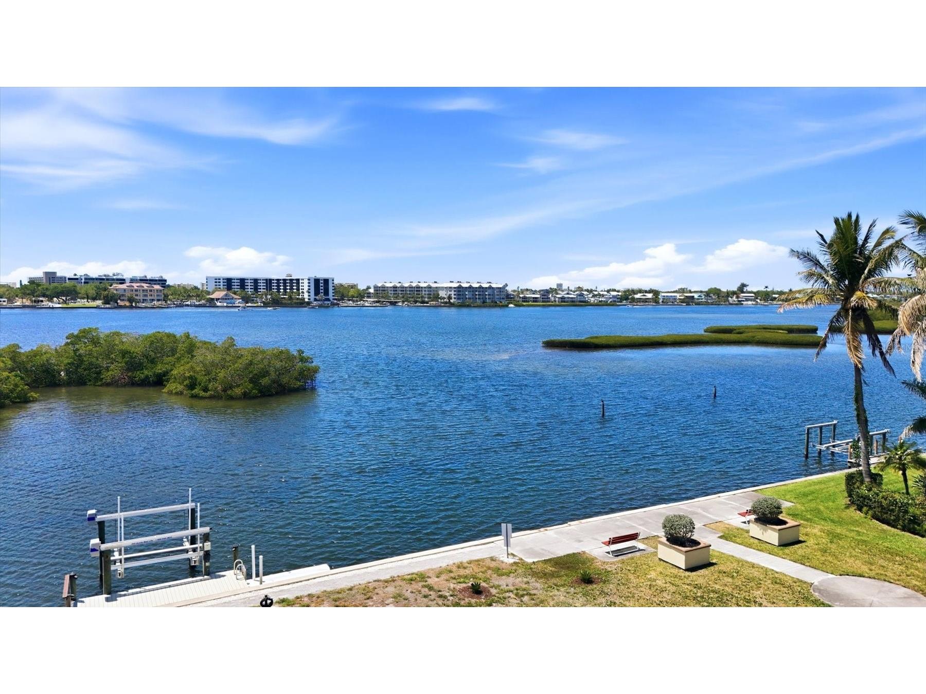 5887 Tidewood Avenue #2 Sarasota FL 34231 A4690222 image45