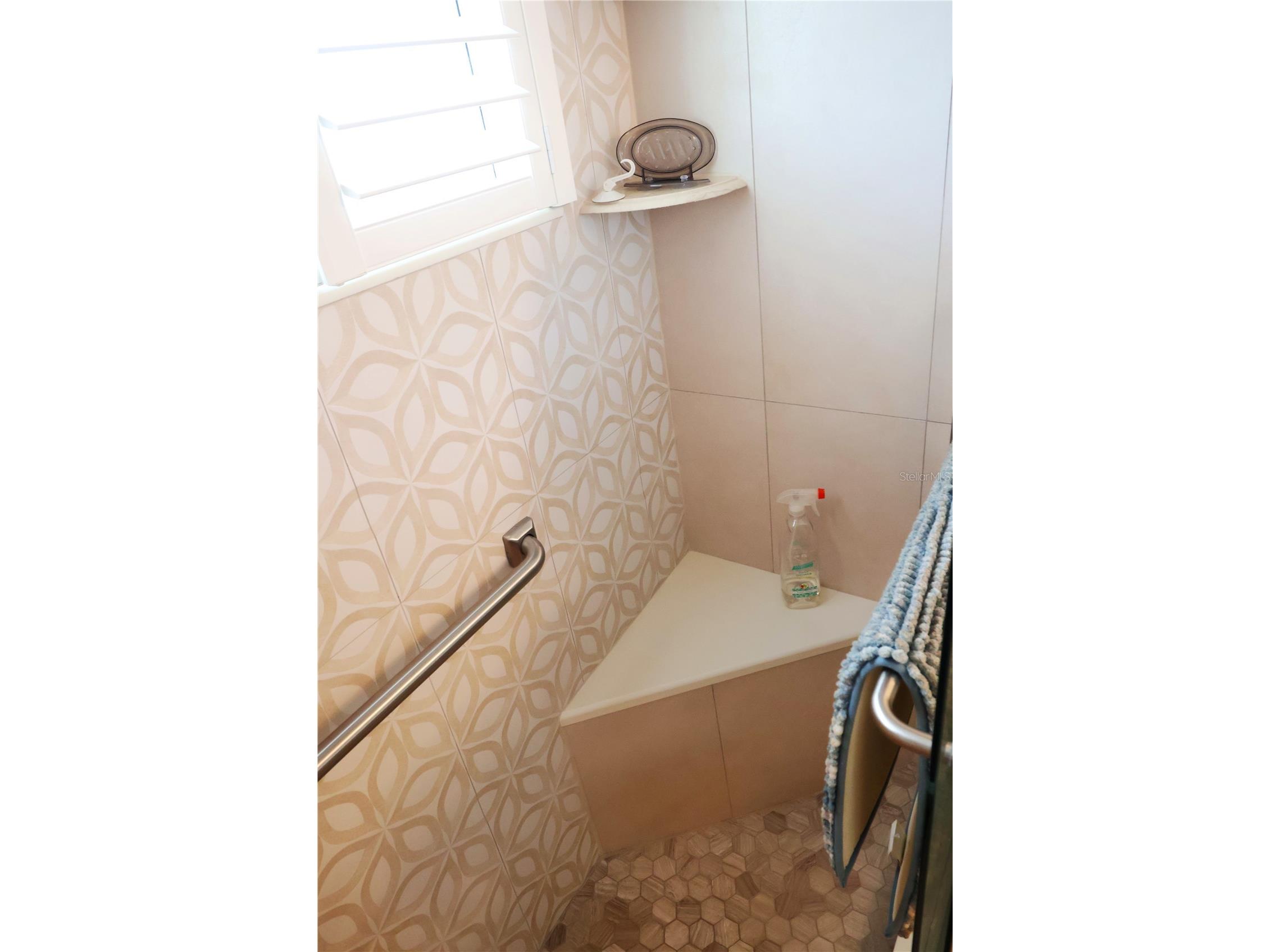 5888 17th Street W #C23 Bradenton FL 34207 A4692548 image18