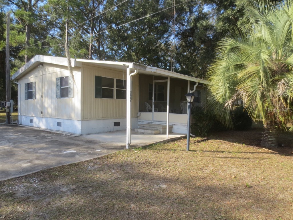 5888 SE 164th Avenue Ocklawaha FL 32179 OM652023 image1