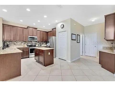 589 Blue Cypress Drive Groveland FL 34736 - Crystal Lake O6375341 image8