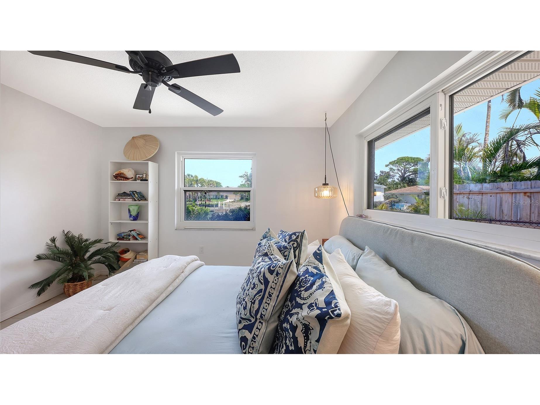 589 Commonwealth Lane Sarasota FL 34242 R4910990 image20