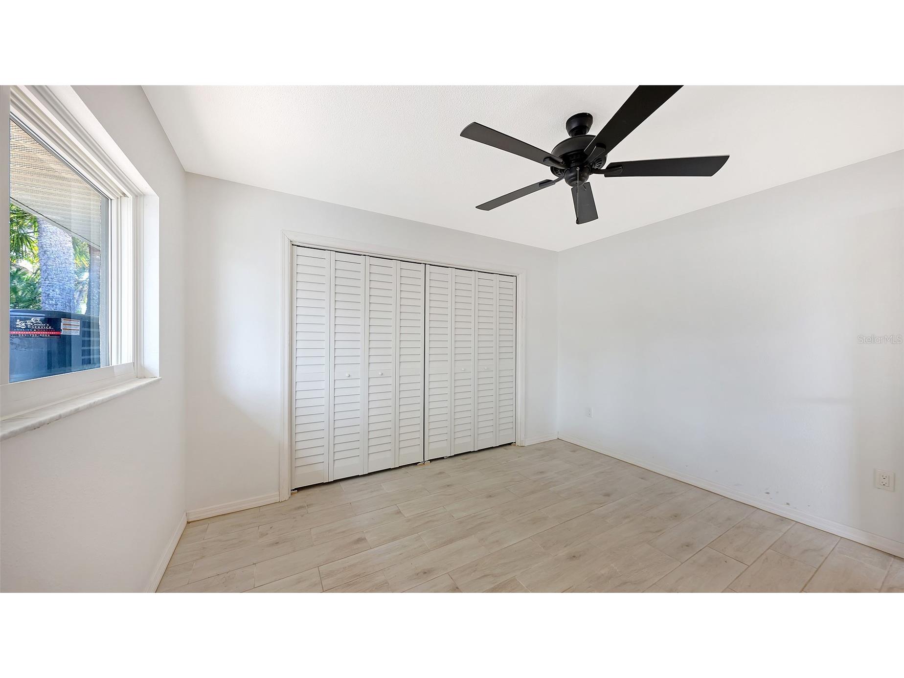 589 Commonwealth Lane Sarasota FL 34242 R4910990 image27