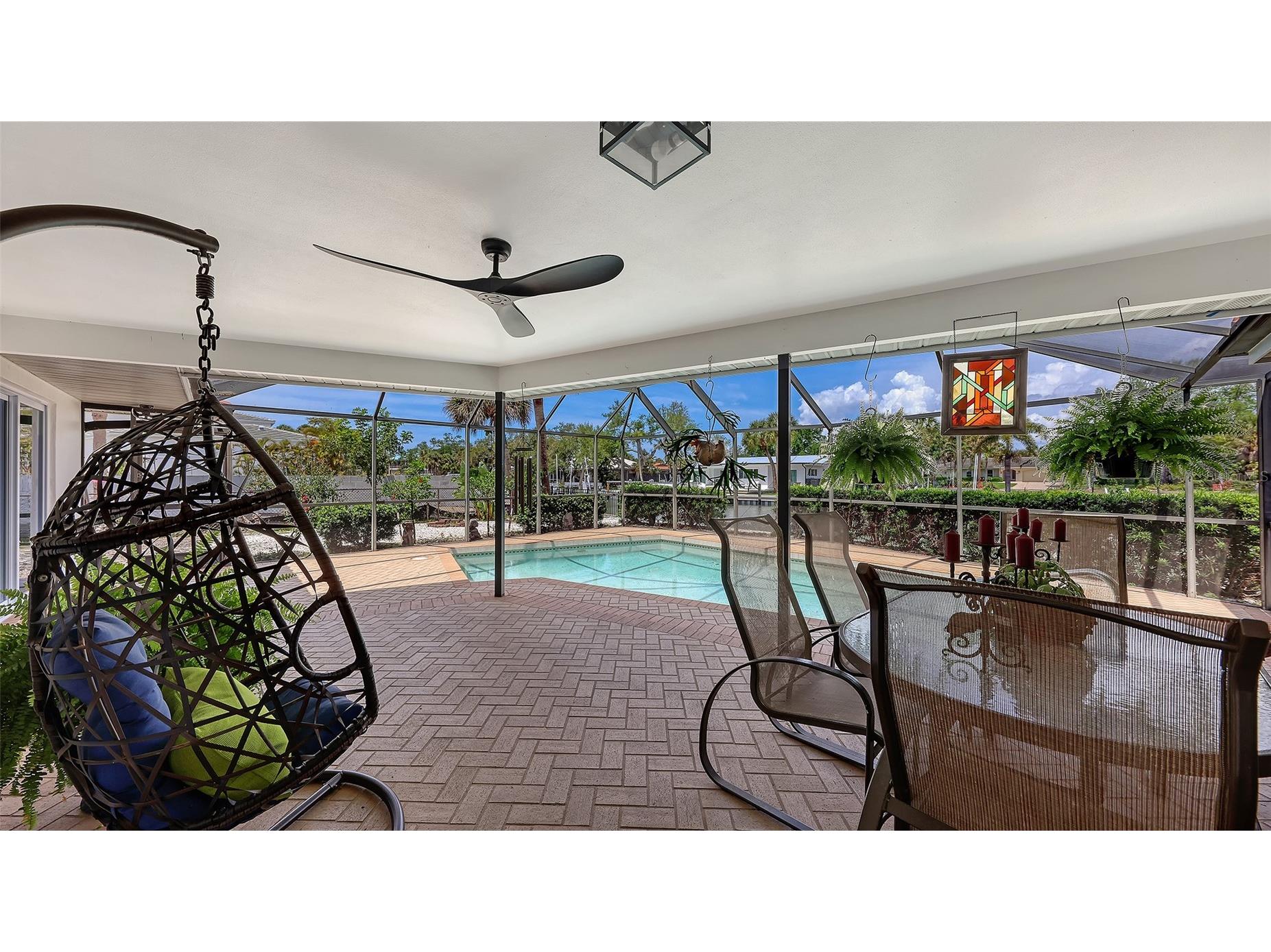 589 Commonwealth Lane Sarasota FL 34242 R4910990 image28