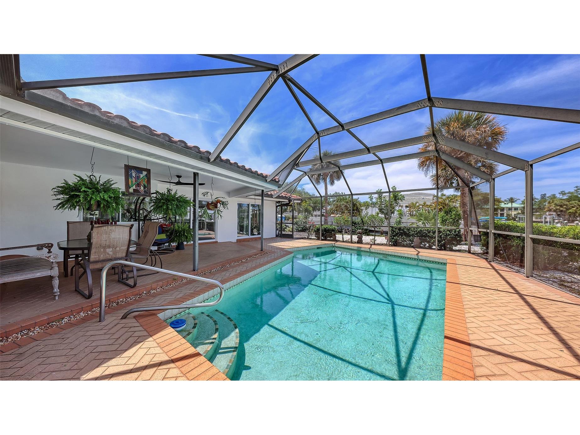 589 Commonwealth Lane Sarasota FL 34242 R4910990 image32