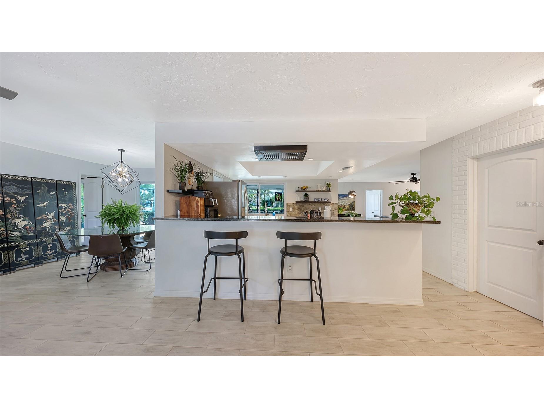 589 Commonwealth Lane Sarasota FL 34242 R4910990 image7