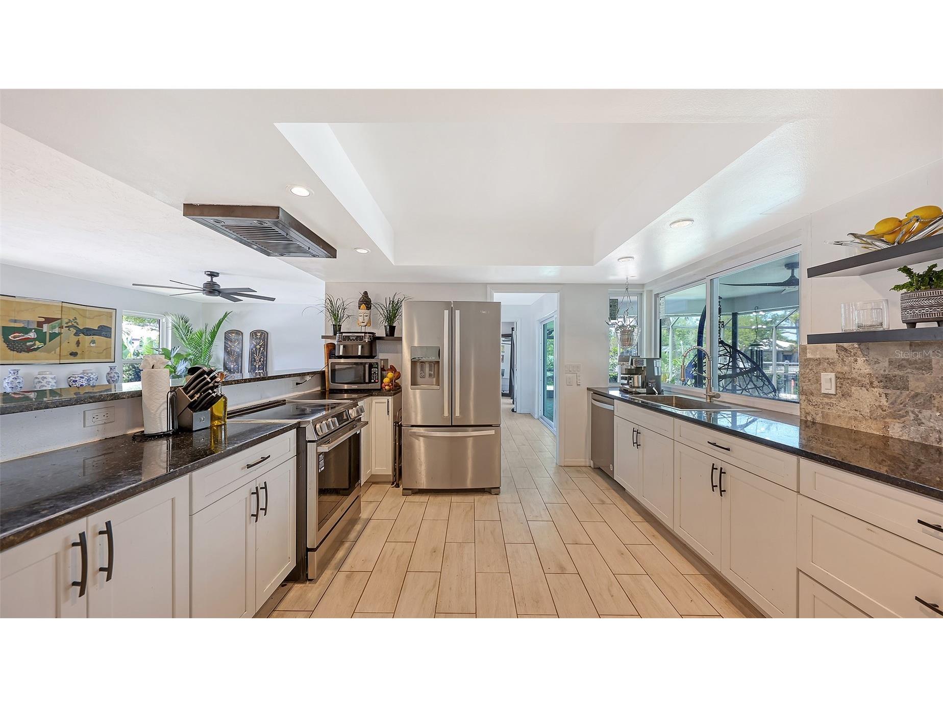 589 Commonwealth Lane Sarasota FL 34242 R4910990 image9