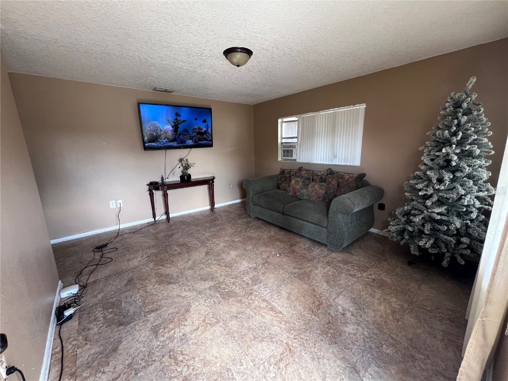 589 Duncan Circle E Auburndale FL 33823 S5119339 image3