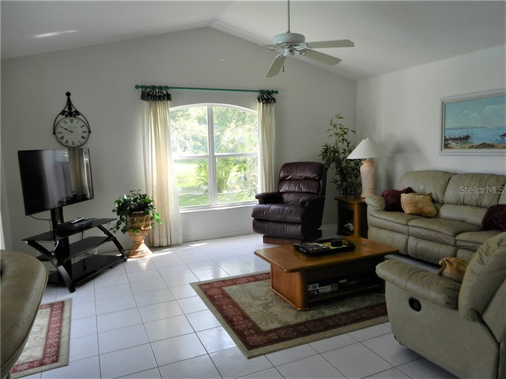 589 Rotonda Circle Rotonda West FL 33947 D5915887 image10