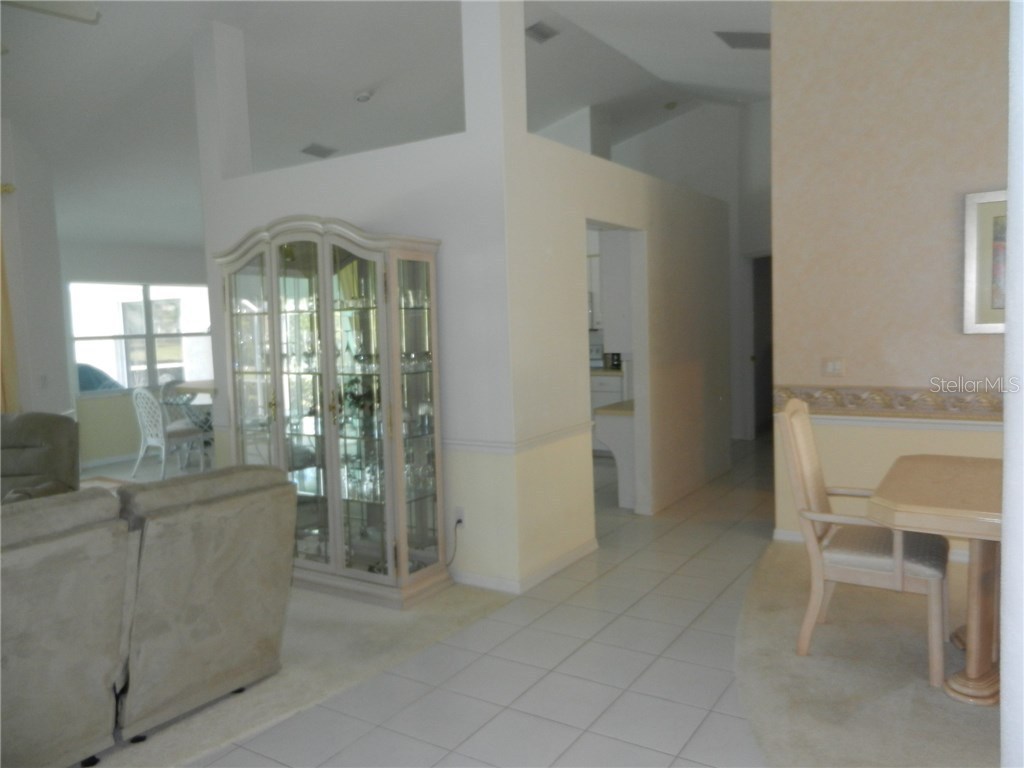 589 Rotonda Circle Rotonda West FL 33947 D5915887 image3