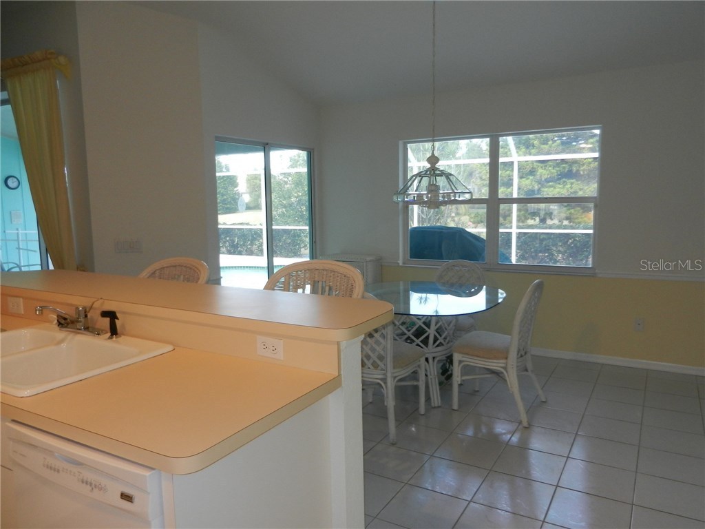 589 Rotonda Circle Rotonda West FL 33947 D5915887 image7