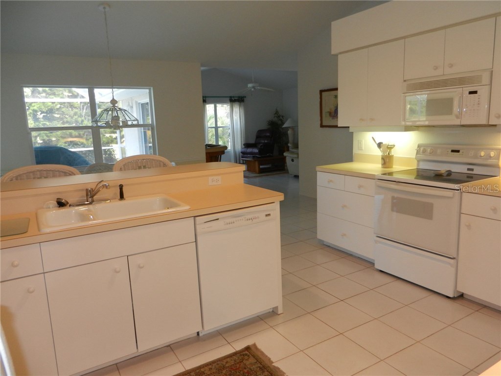 589 Rotonda Circle Rotonda West FL 33947 D5915887 image8