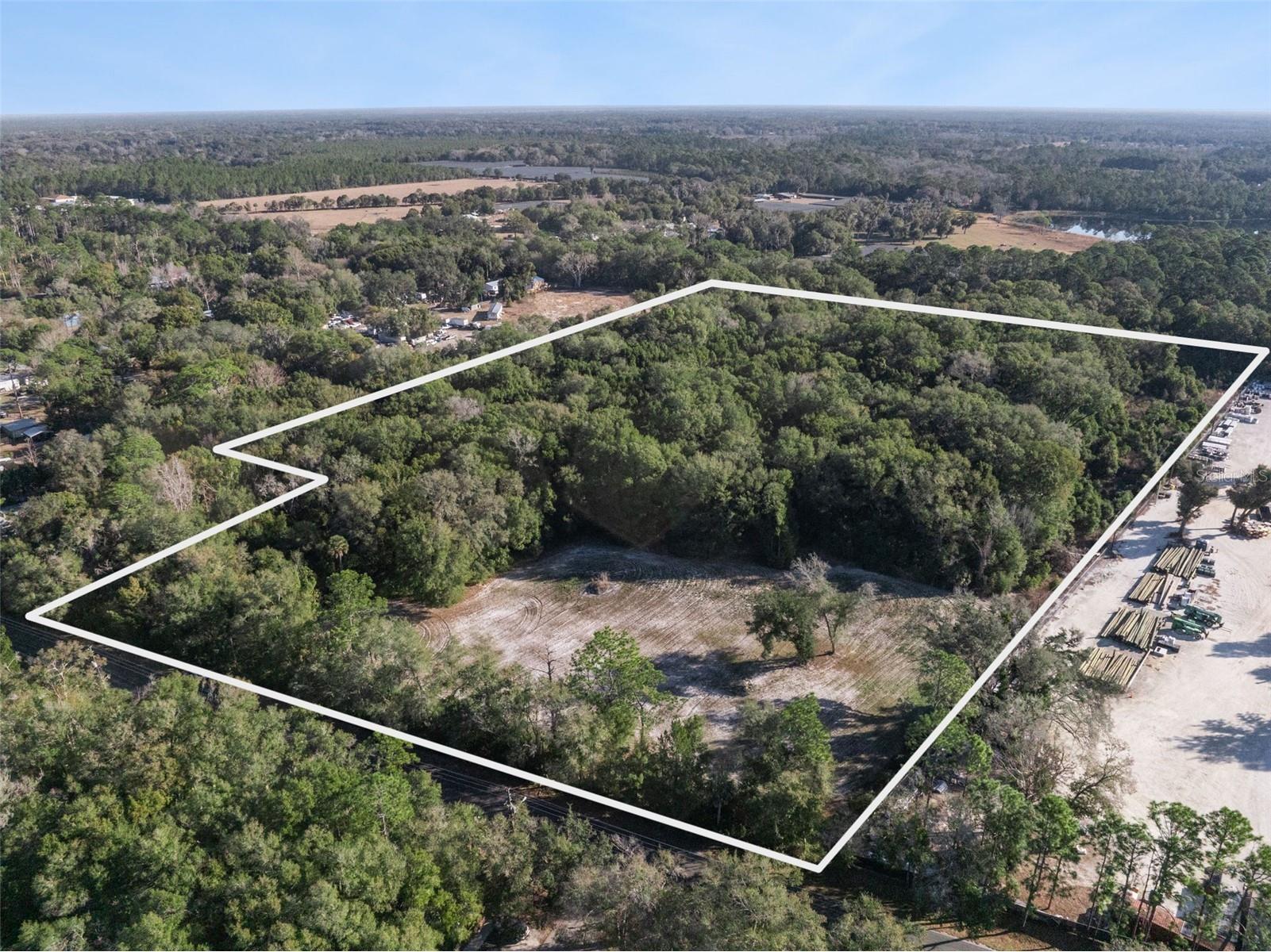 589 S Volusia Avenue Pierson FL 32180 V4947264 image1