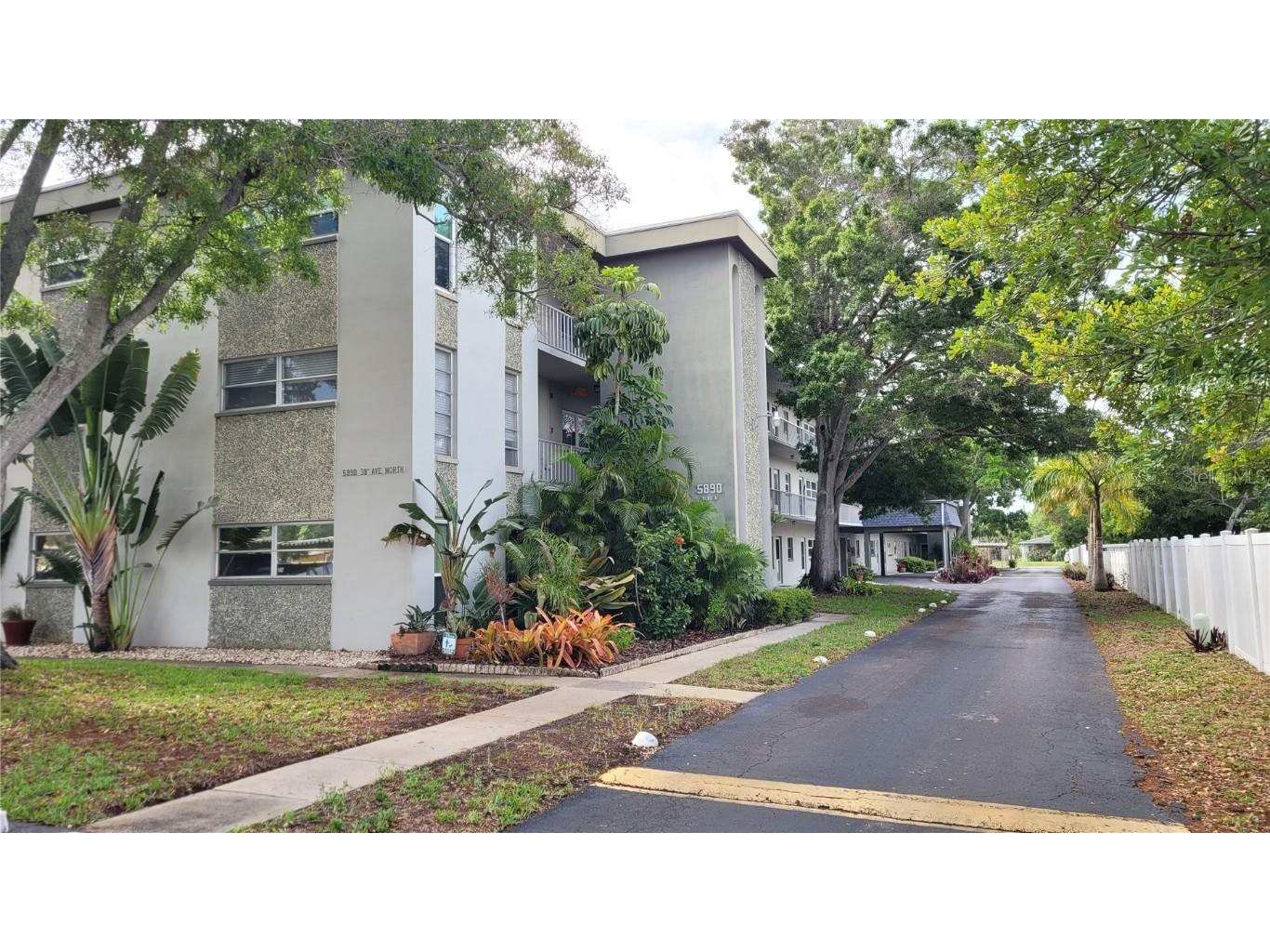 5890 38th Avenue N #208 Saint Petersburg FL 33710 U8236056 image1