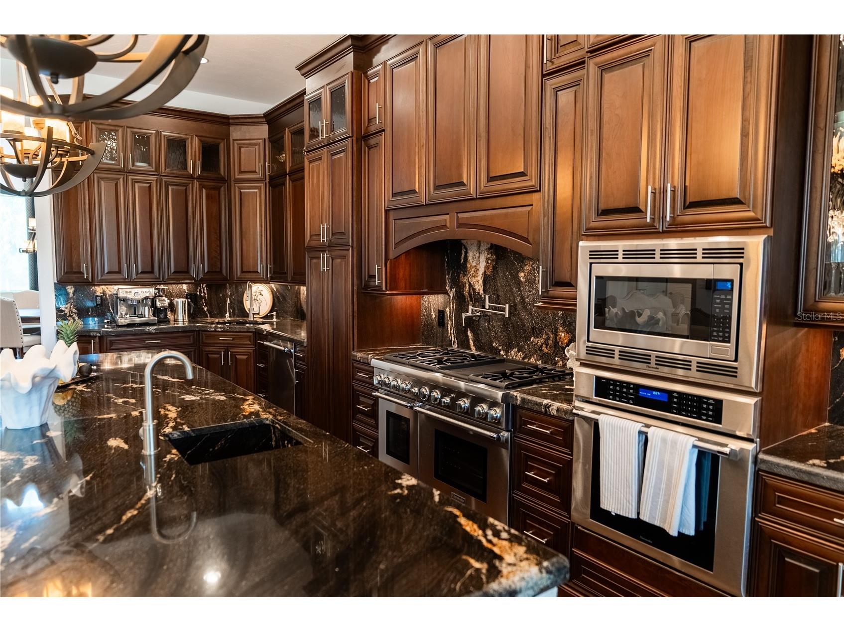 5890 Jamila Venice FL 34293 A4686210 image16