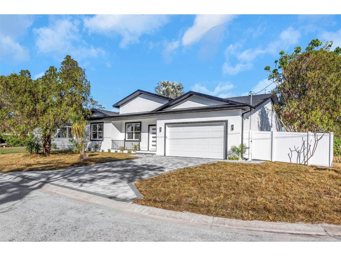 5891 64th Street N Saint Petersburg FL 33713 TB8348185 image1