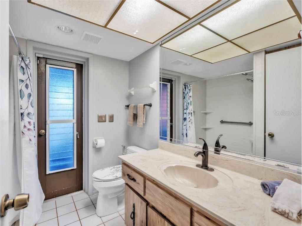 5892 Lincoln Rd Venice FL 34293 A4655351 image15