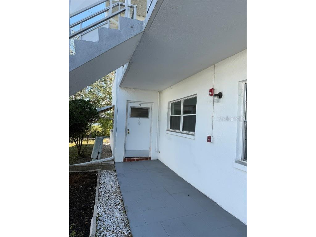 5895 18th Street N #9 Saint Petersburg FL 33714 TB8345423 image1