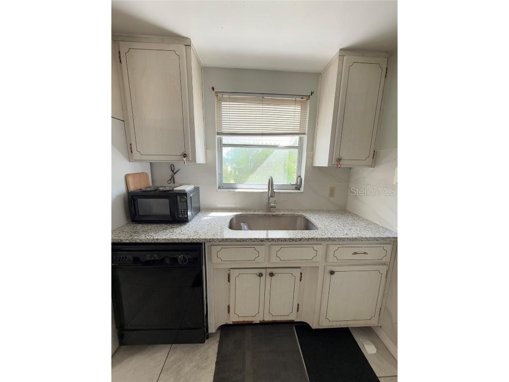 5895 18th Street N #9 Saint Petersburg FL 33714 TB8345423 image17