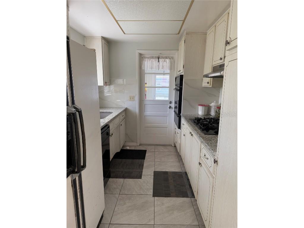 5895 18th Street N #9 Saint Petersburg FL 33714 TB8345423 image19