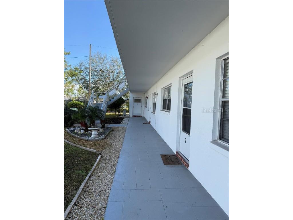 5895 18th Street N #9 Saint Petersburg FL 33714 TB8345423 image3