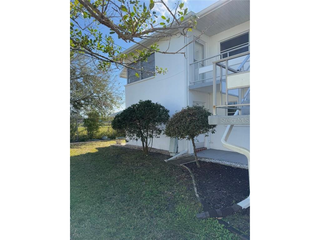 5895 18th Street N #9 Saint Petersburg FL 33714 TB8345423 image4