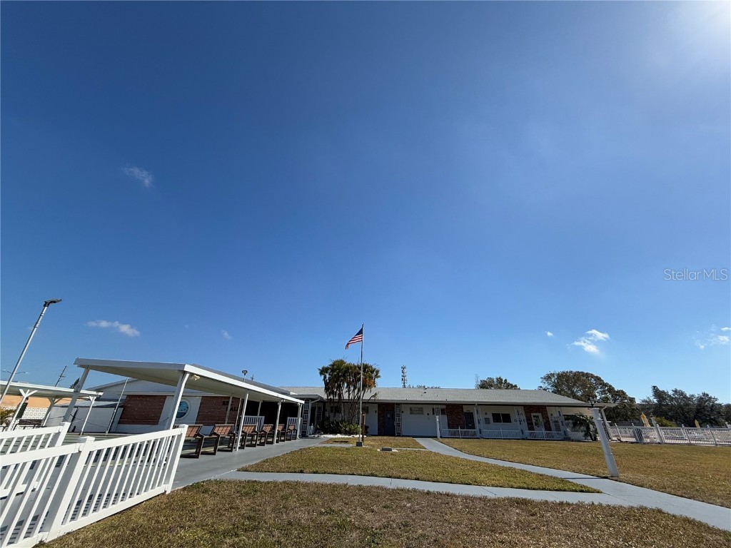 5895 18th Street N #9 Saint Petersburg FL 33714 TB8345423 image46