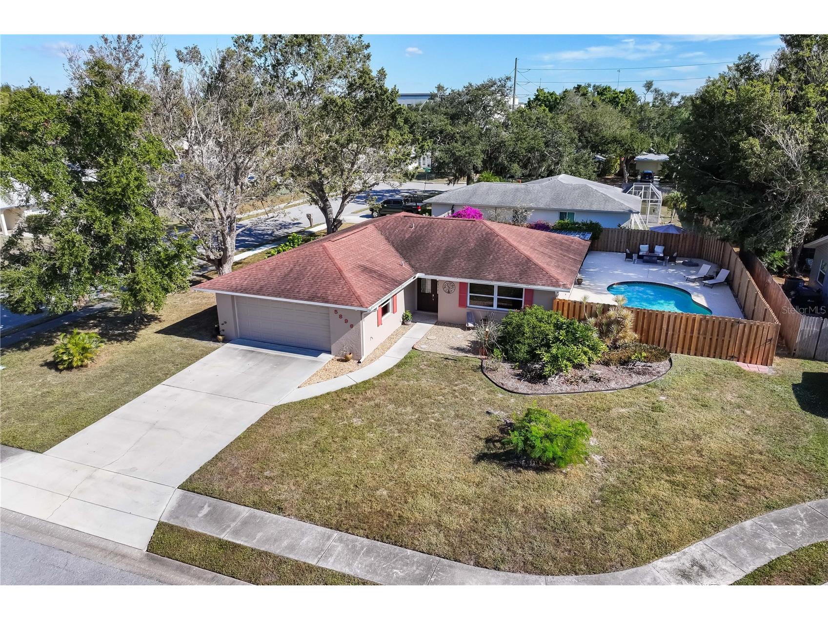 5896 Whistlewood Way Sarasota FL 34232 A4673080 image1