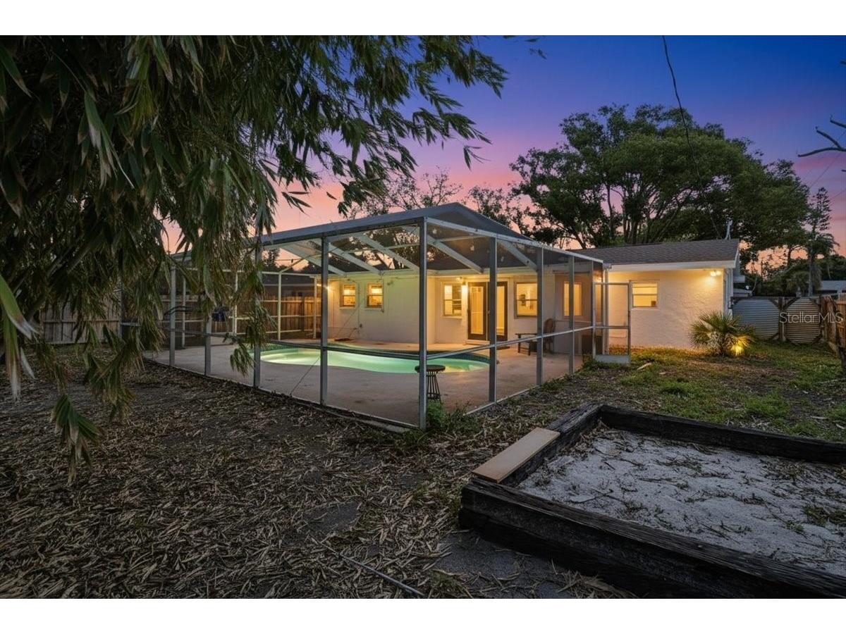 5897 5th Street S Saint Petersburg FL 33705 TB8482803 image23