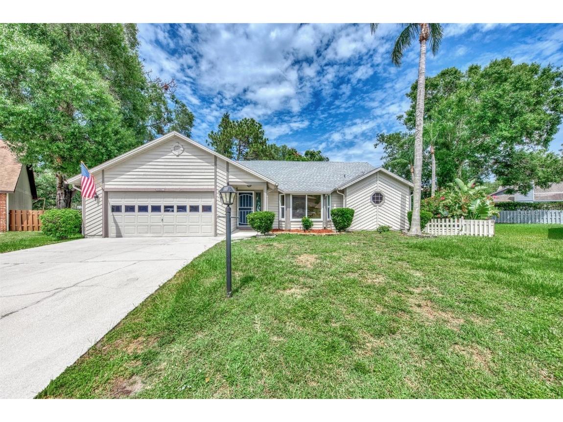 5897 Shady Brook Way Sarasota FL 34243 W7855845 image1