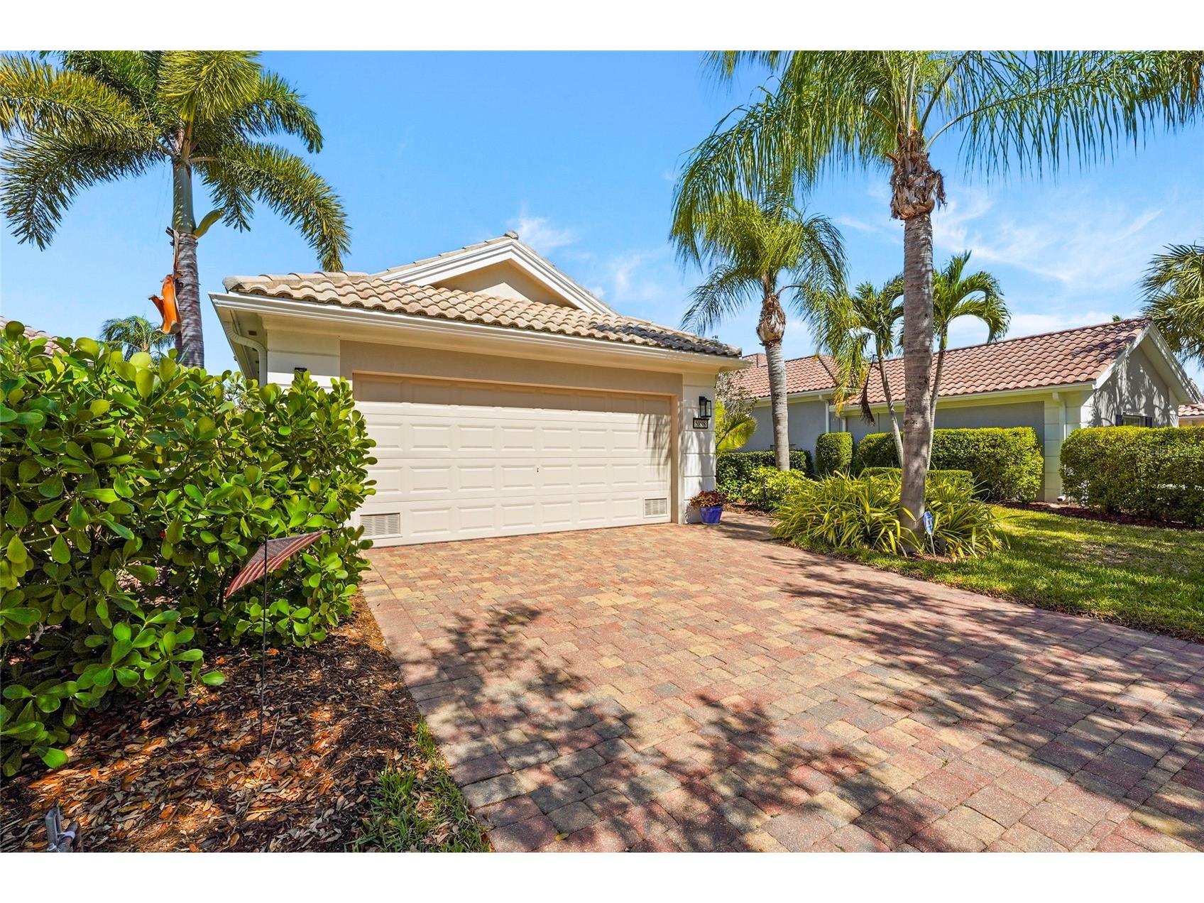 5898 Benevento Drive Sarasota FL 34238 A4690841 image2