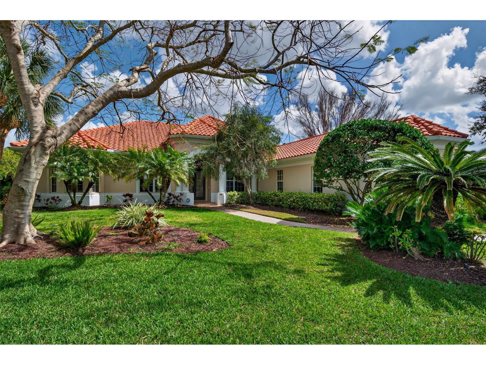59 Grande Fairway Englewood FL 34223 D6146592 image1
