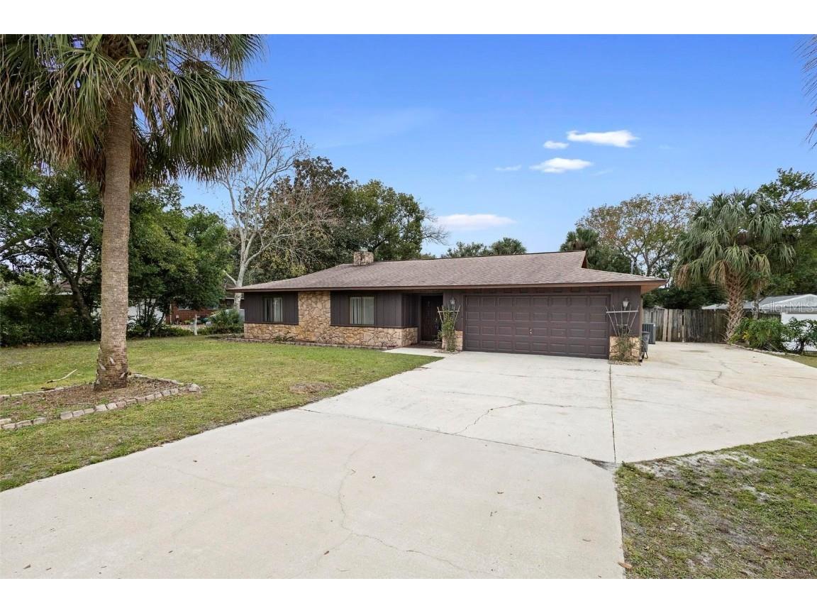 59 Magnolia Drive Debary FL 32713 V4933667 image1