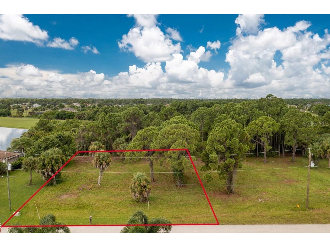 59 Tee View Road Rotonda West FL 33947 D6126144 image1