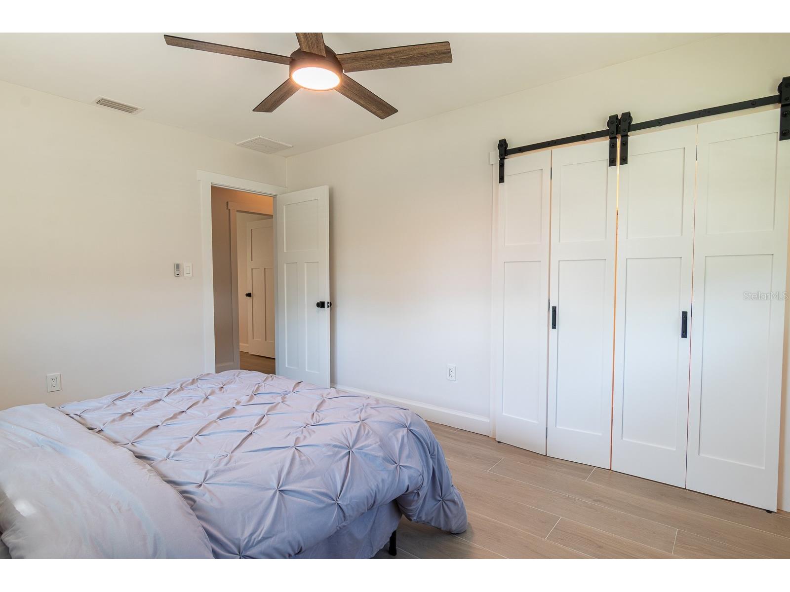590 45th Street Sarasota FL 34234 A4691066 image25