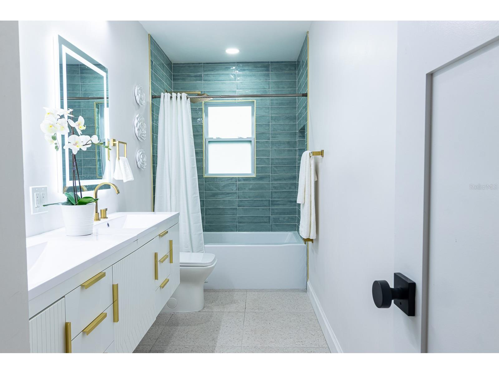 590 45th Street Sarasota FL 34234 A4691066 image26