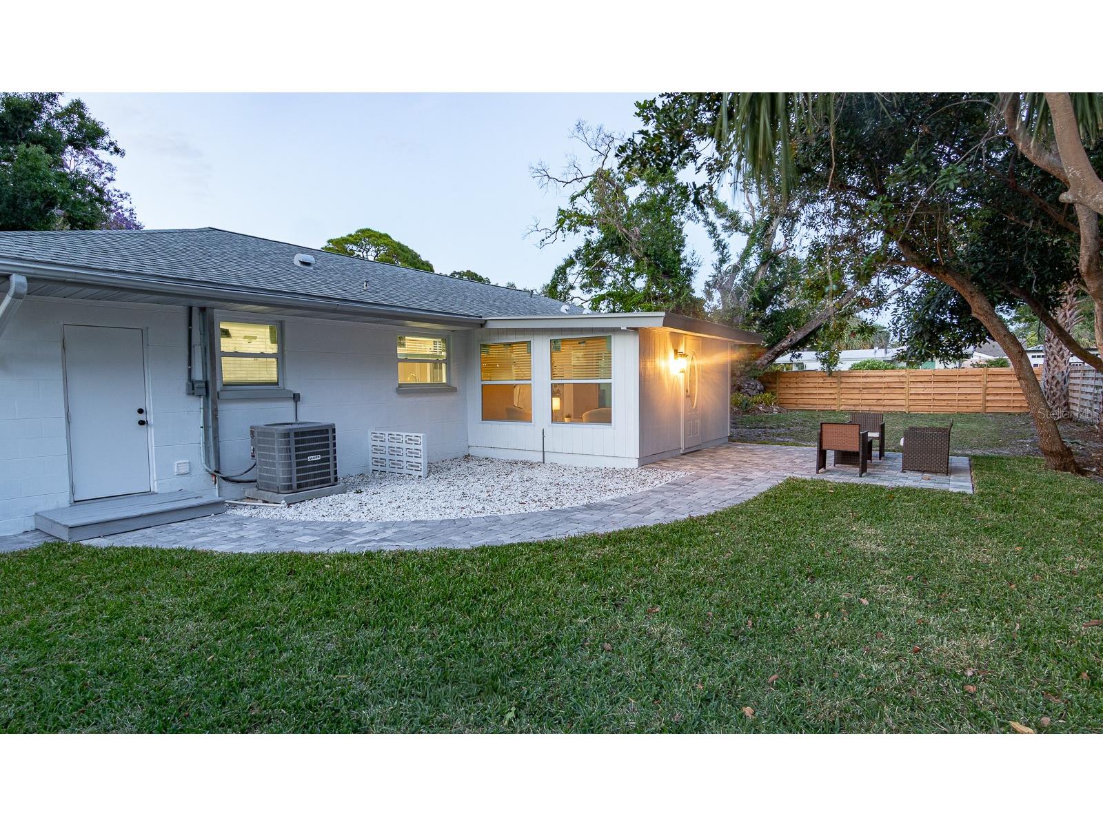 590 45th Street Sarasota FL 34234 A4691066 image32