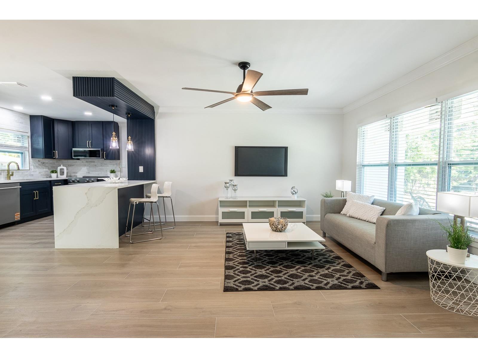 590 45th Street Sarasota FL 34234 A4691066 image4