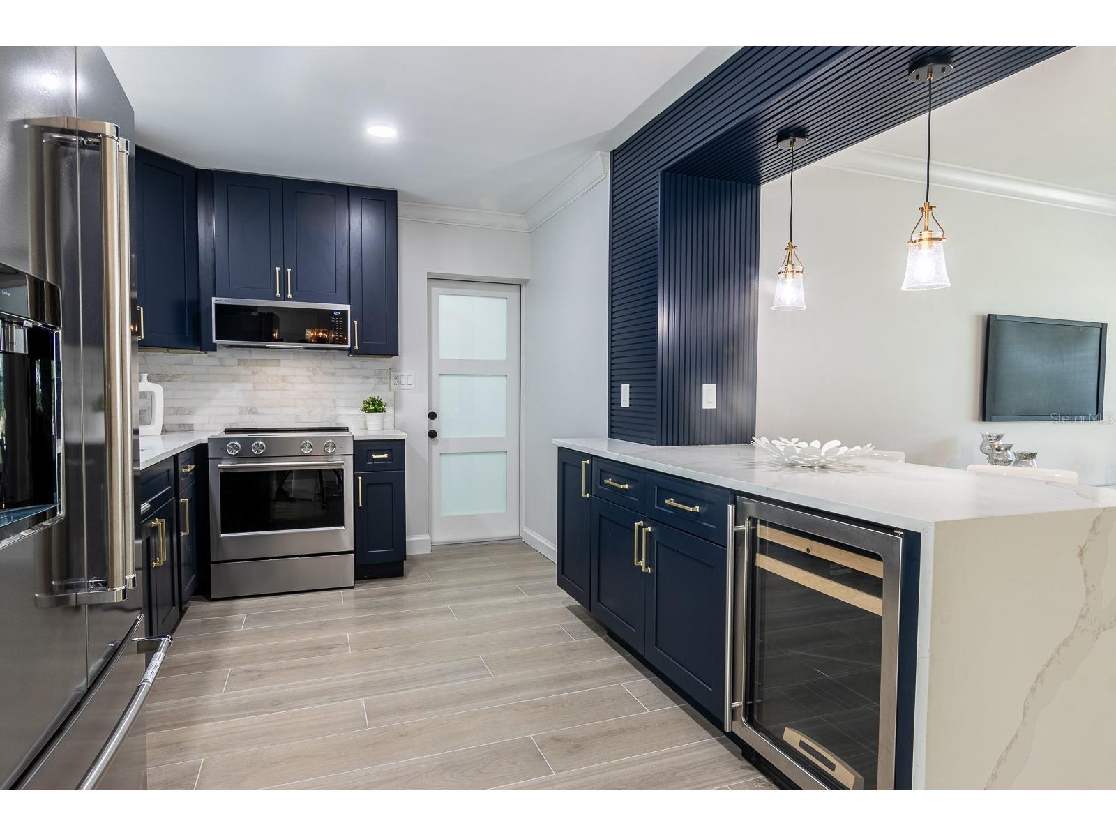 590 45th Street Sarasota FL 34234 A4691066 image8